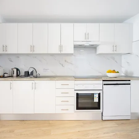 Апартаменты Casona Charco, Stylish & Spacious With Private Patio In Historic Puerto Пуэрто-де-ла-Крус