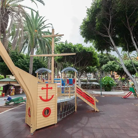 Casona Charco, Stylish & Spacious With Private Patio In Historic Puerto Апартаменты Пуэрто-де-ла-Крус