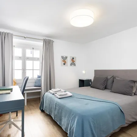 Casona Charco, Stylish & Spacious With Private Patio In Historic Puerto Апартаменты Пуэрто-де-ла-Крус