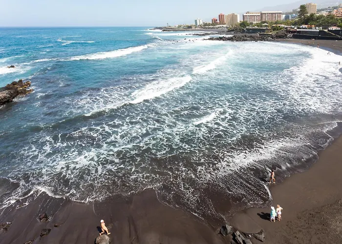 Casona Charco, Stylish & Spacious With Private Patio In Historic Puerto