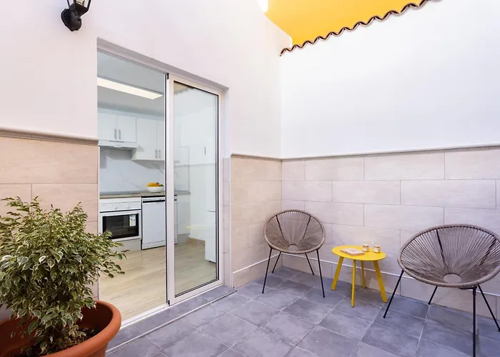 아파트 Casona Charco, Stylish & Spacious With Private Patio In Historic Puerto 푸에르토 드 라 크루즈